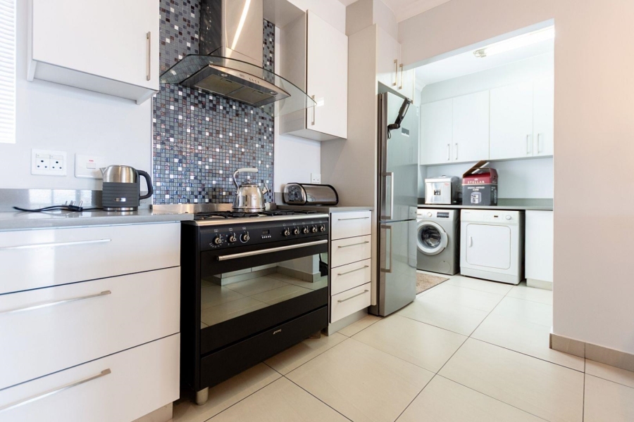 5 Bedroom Property for Sale in Calypso Beach Western Cape